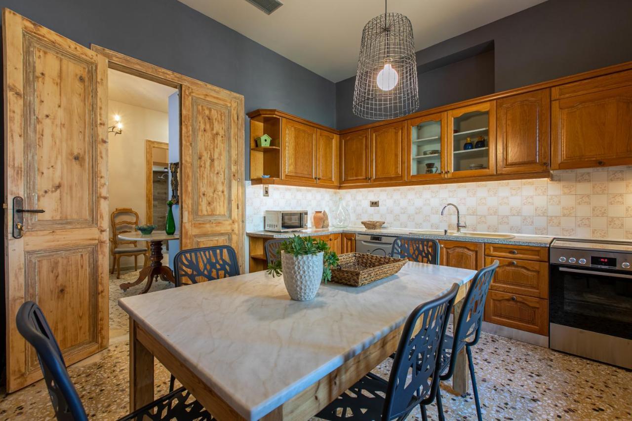 דירות חאניה Casa Di Batsi מראה חיצוני תמונה